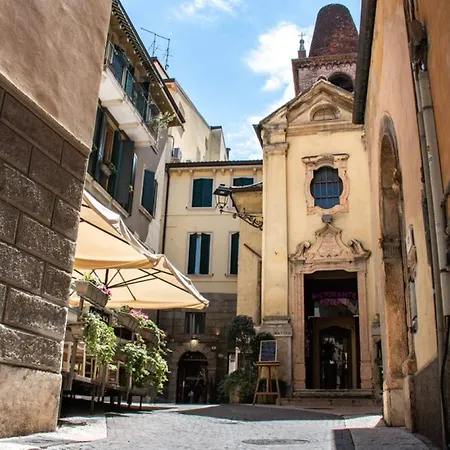 San Matteo House Capuleti *